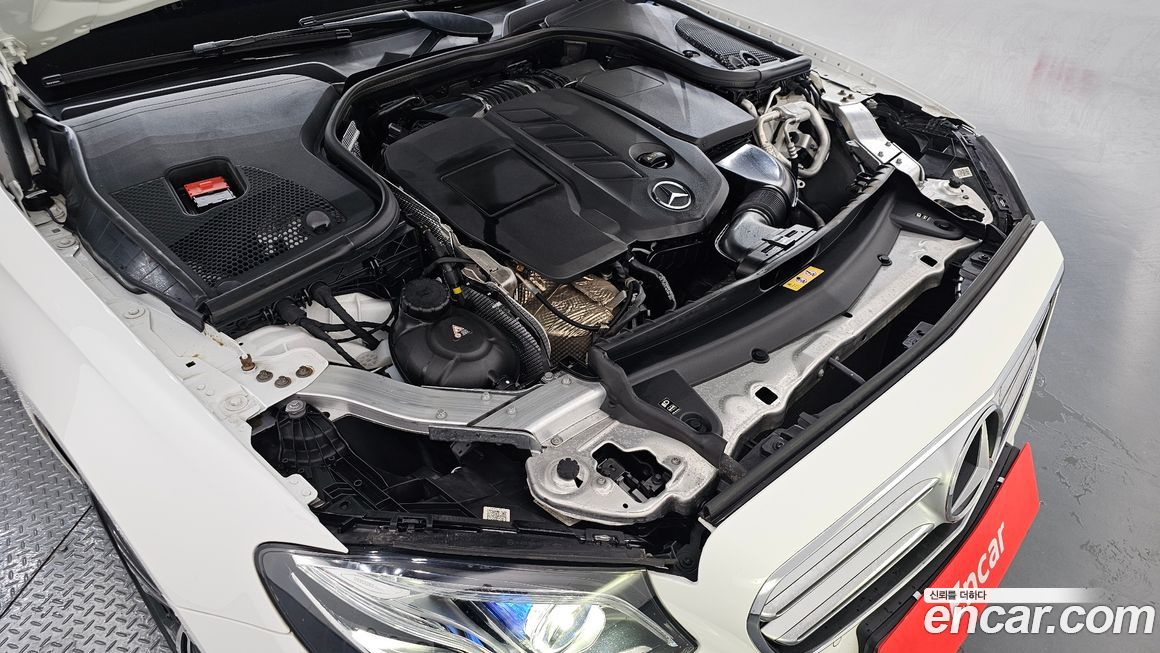 Mercedes-Benz E-Class 2020