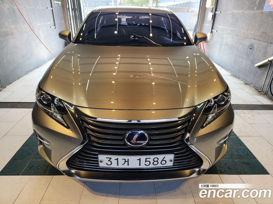Lexus ES 2017