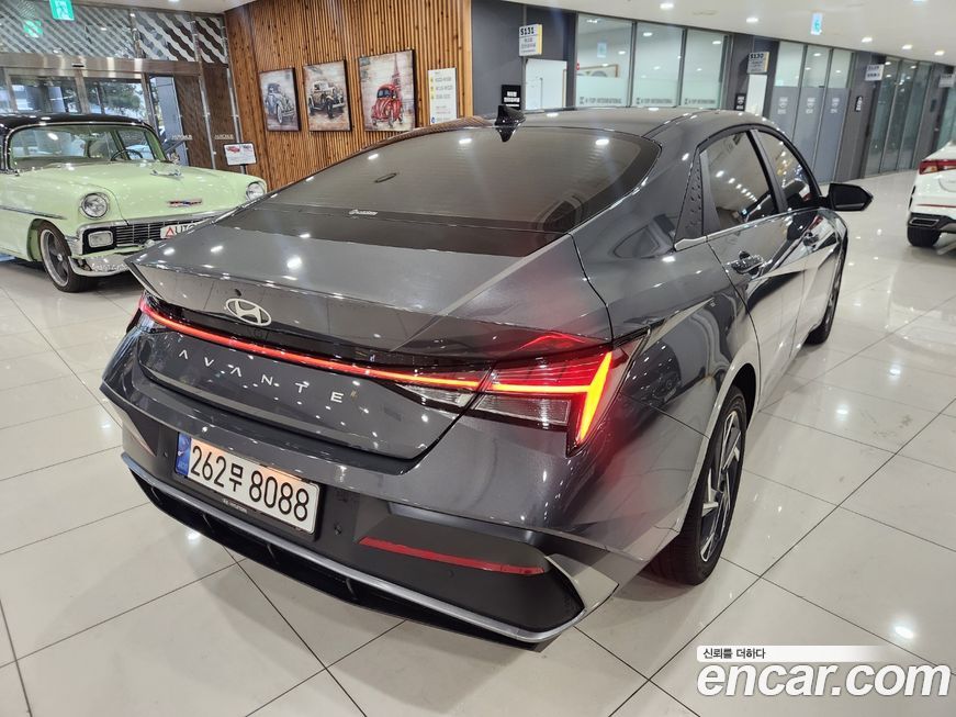 Hyundai AVANTE 2025