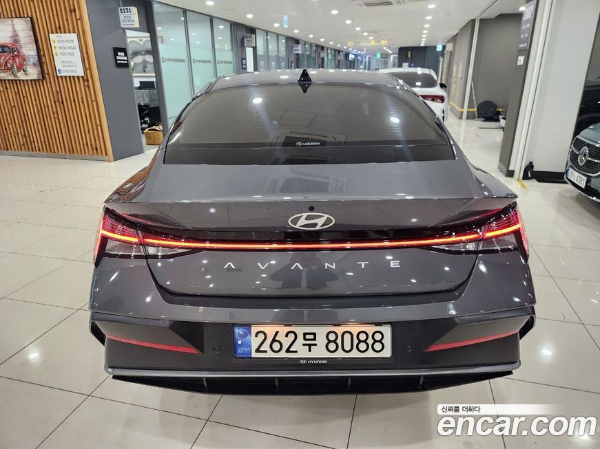 Hyundai AVANTE 2025