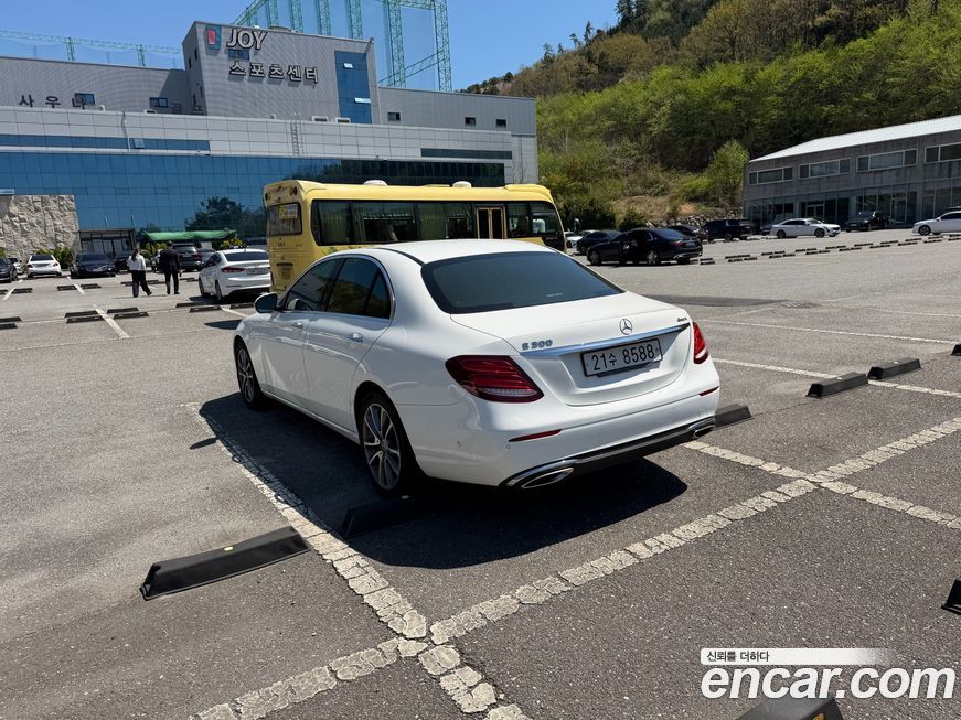 Mercedes-Benz E-Class 2019