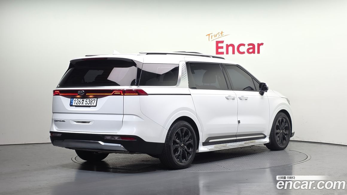 Kia Canival 2021