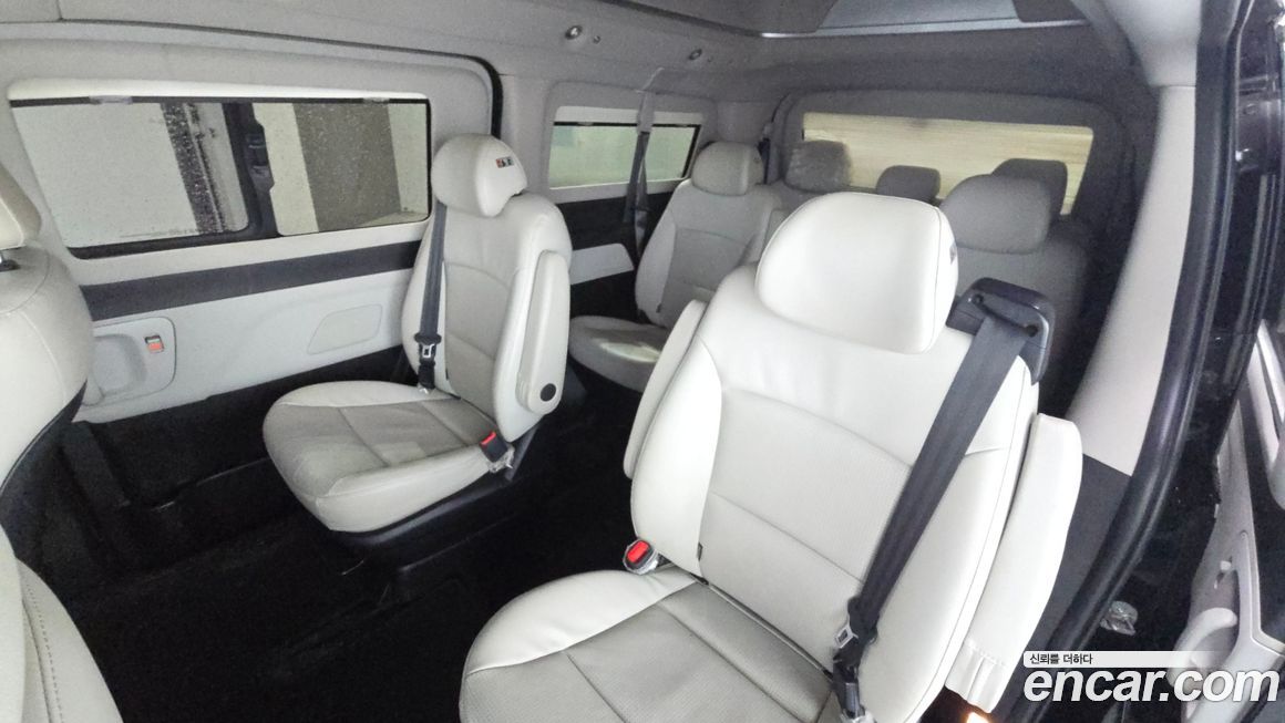Hyundai Starex 2021