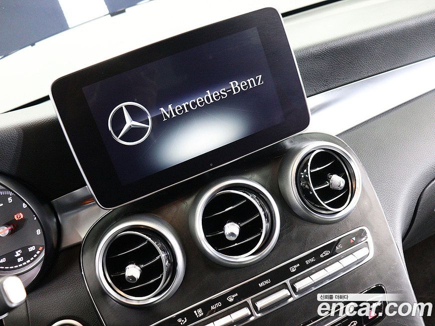 Mercedes-Benz GLC-Class 2019