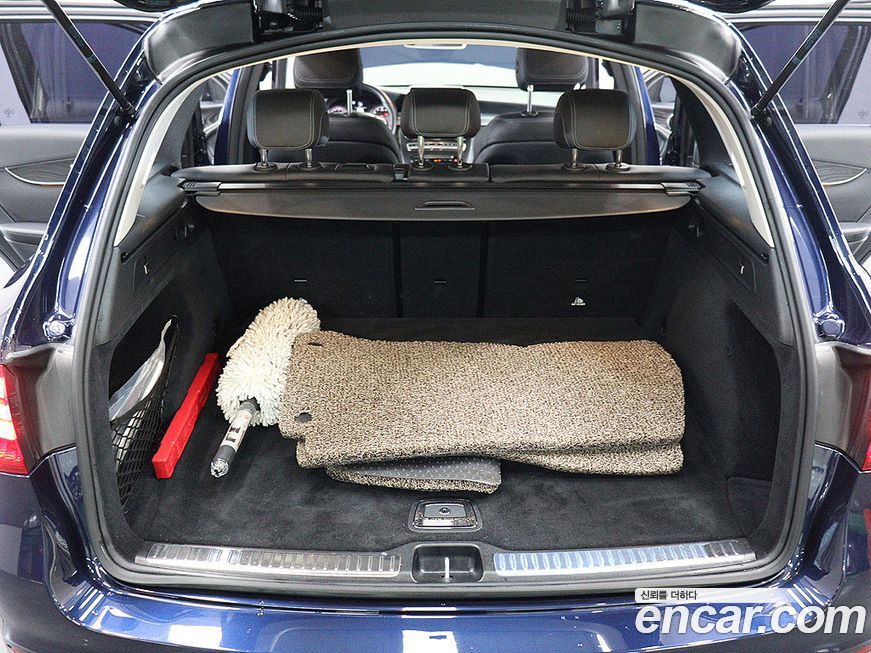 Mercedes-Benz GLC-Class 2019