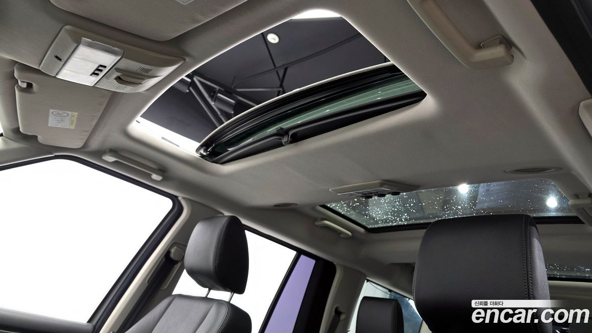 Land Rover Discovery 2014