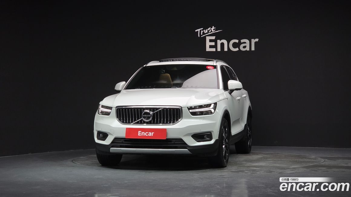 Volvo XC40 2021