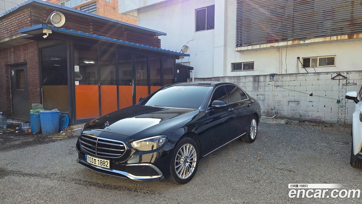 Mercedes-Benz E-Class 2021