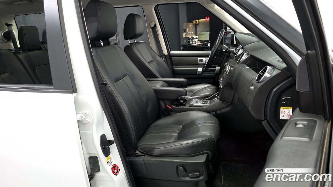 Land Rover Discovery 2014