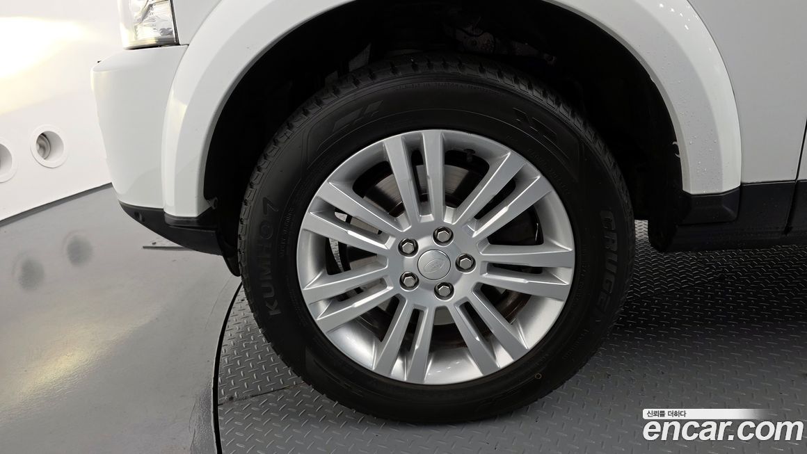 Land Rover Discovery 2014
