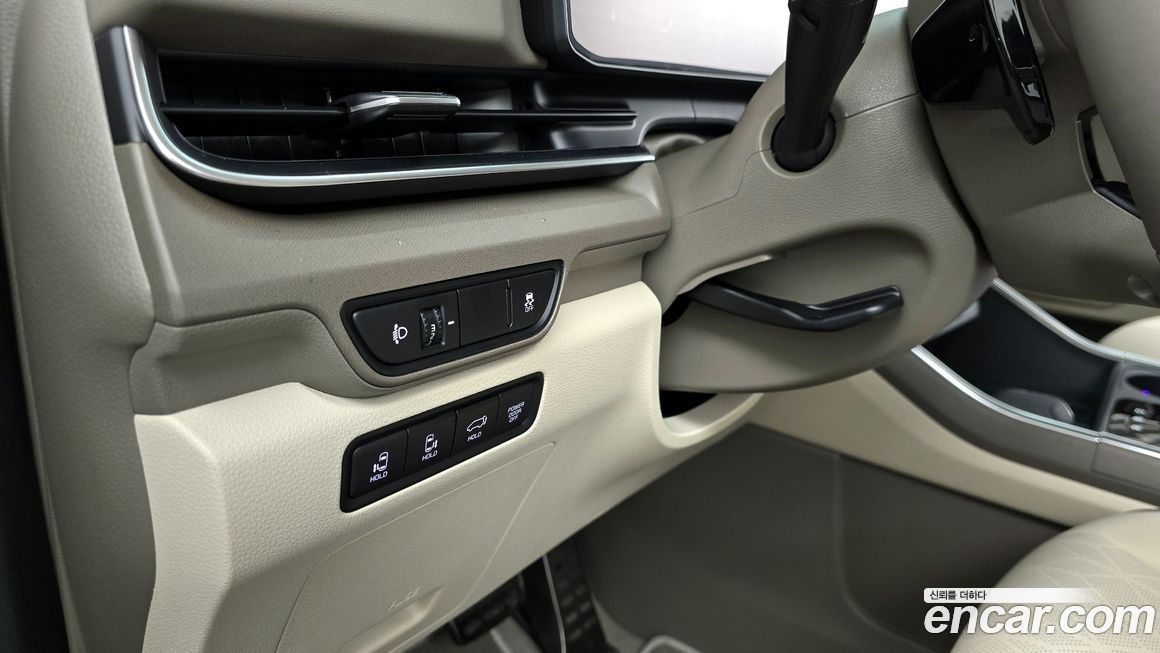Kia Canival 2025