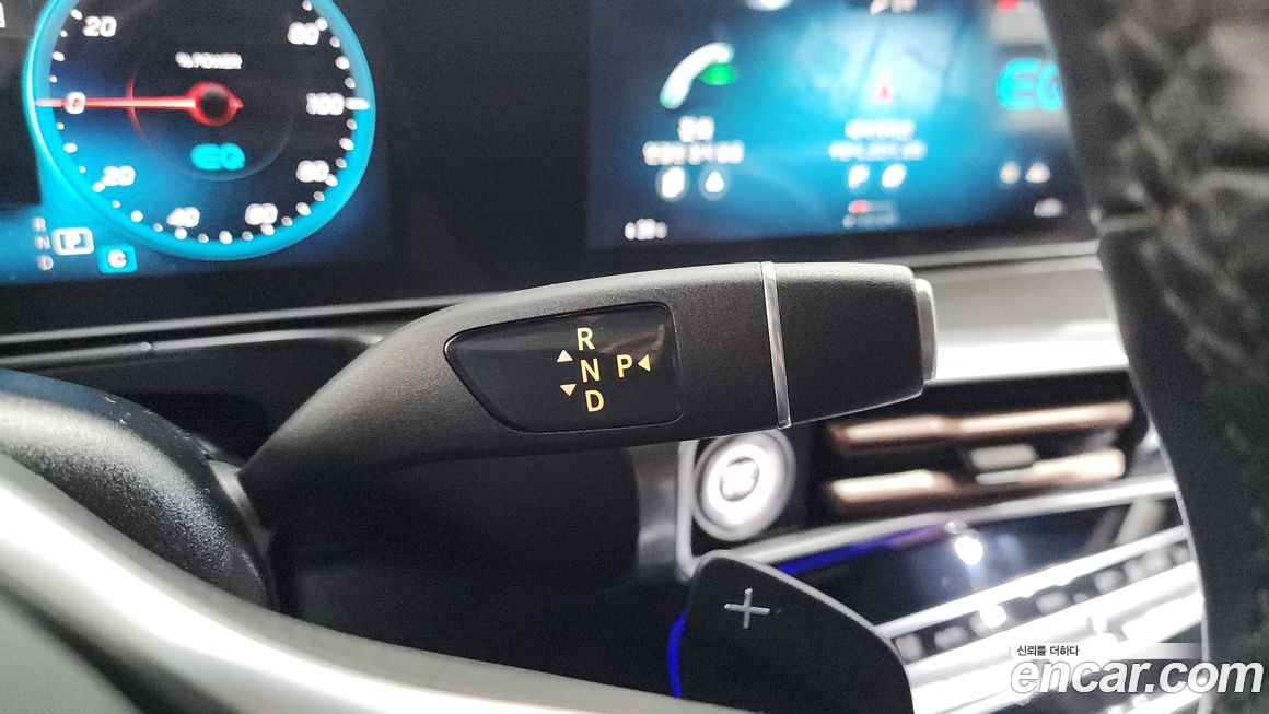 Mercedes-Benz EQC 2020