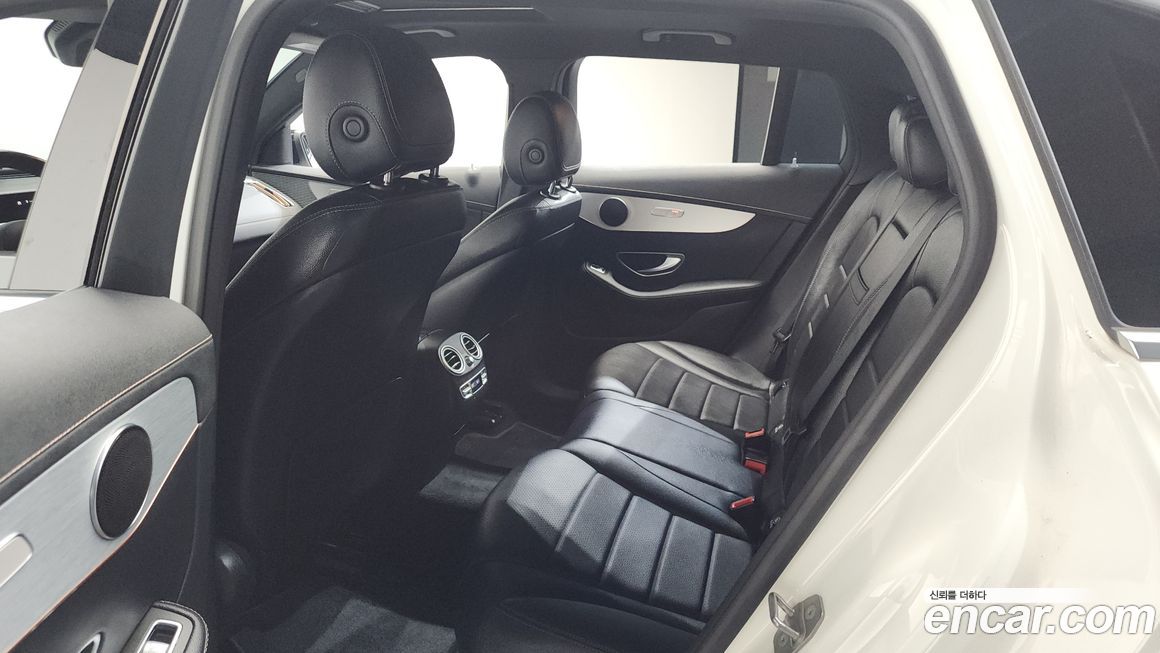 Mercedes-Benz EQC 2020