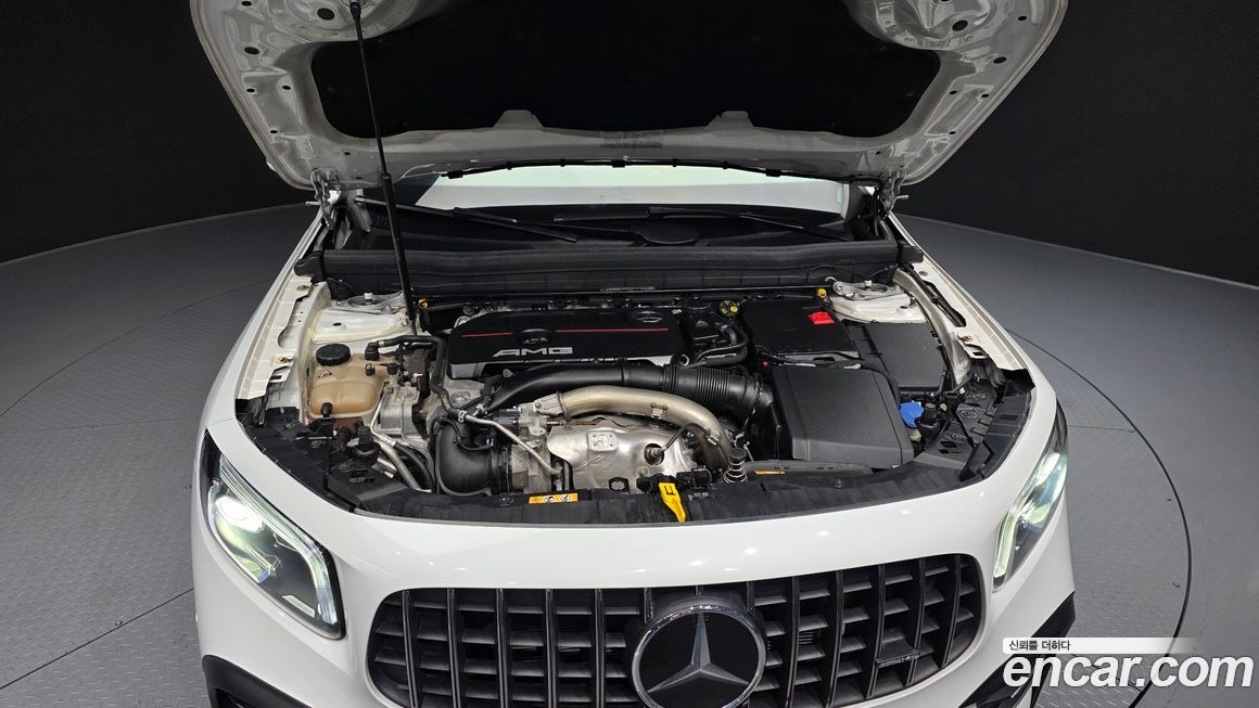 Mercedes-Benz GLB-Class 2021