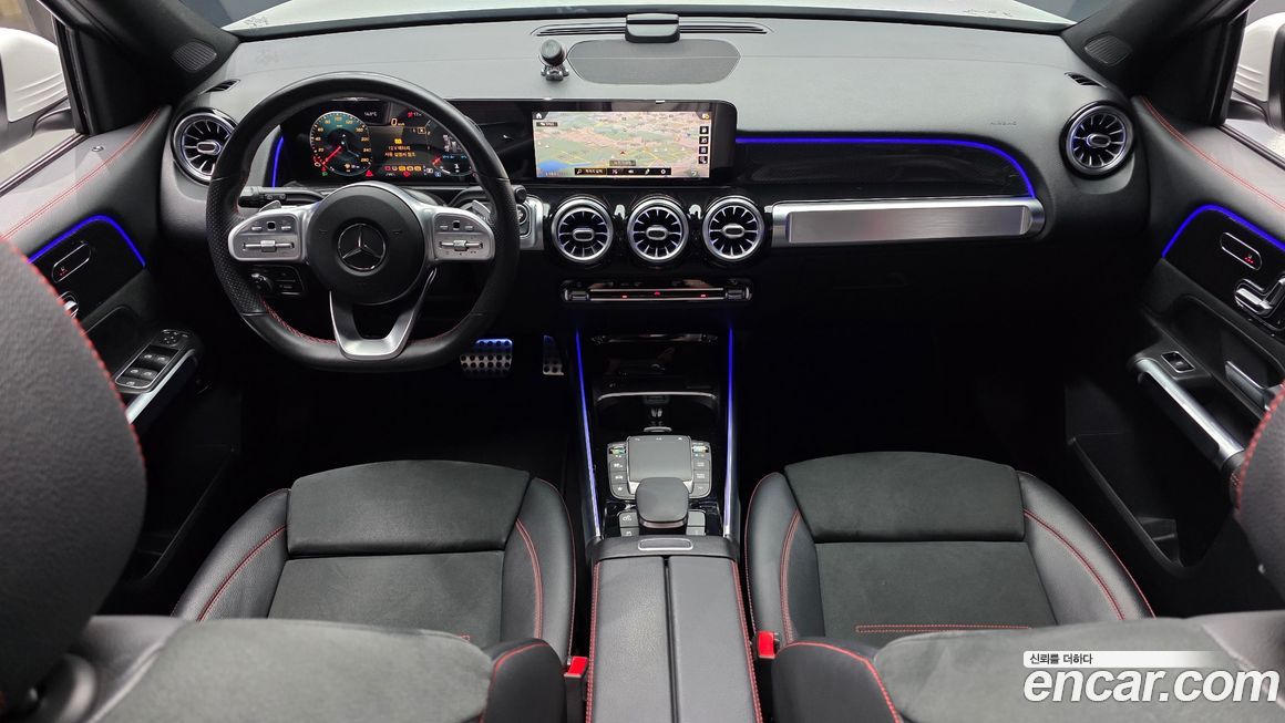 Mercedes-Benz GLB-Class 2021