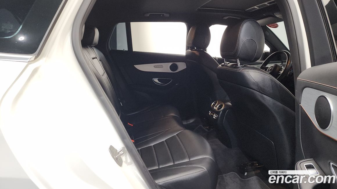 Mercedes-Benz EQC 2020