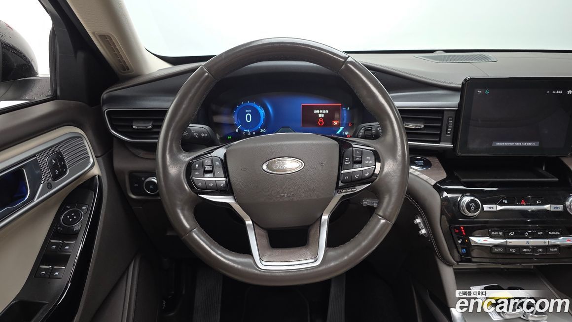 Ford Explorer 2022