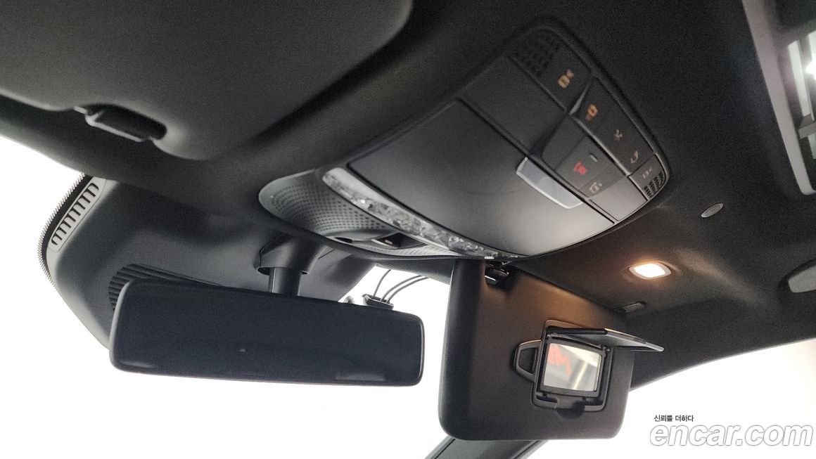 Mercedes-Benz EQC 2020