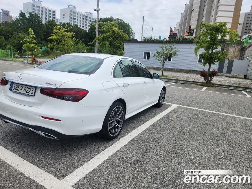 Mercedes-Benz E-Class 2023