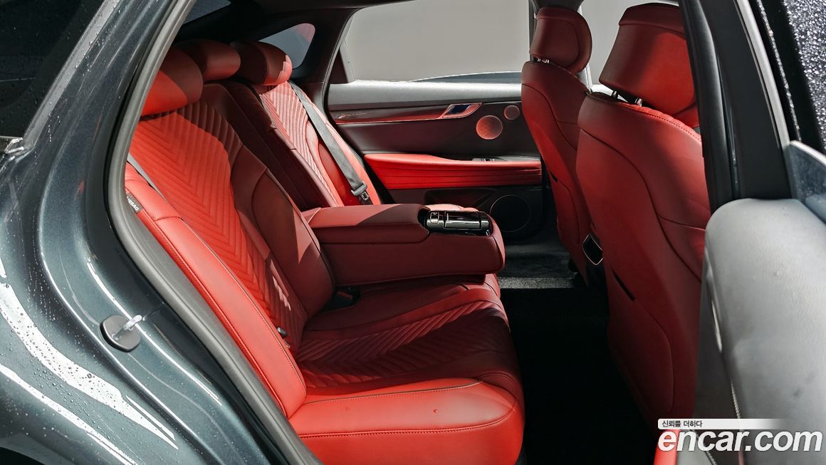 Genesis G80 2023