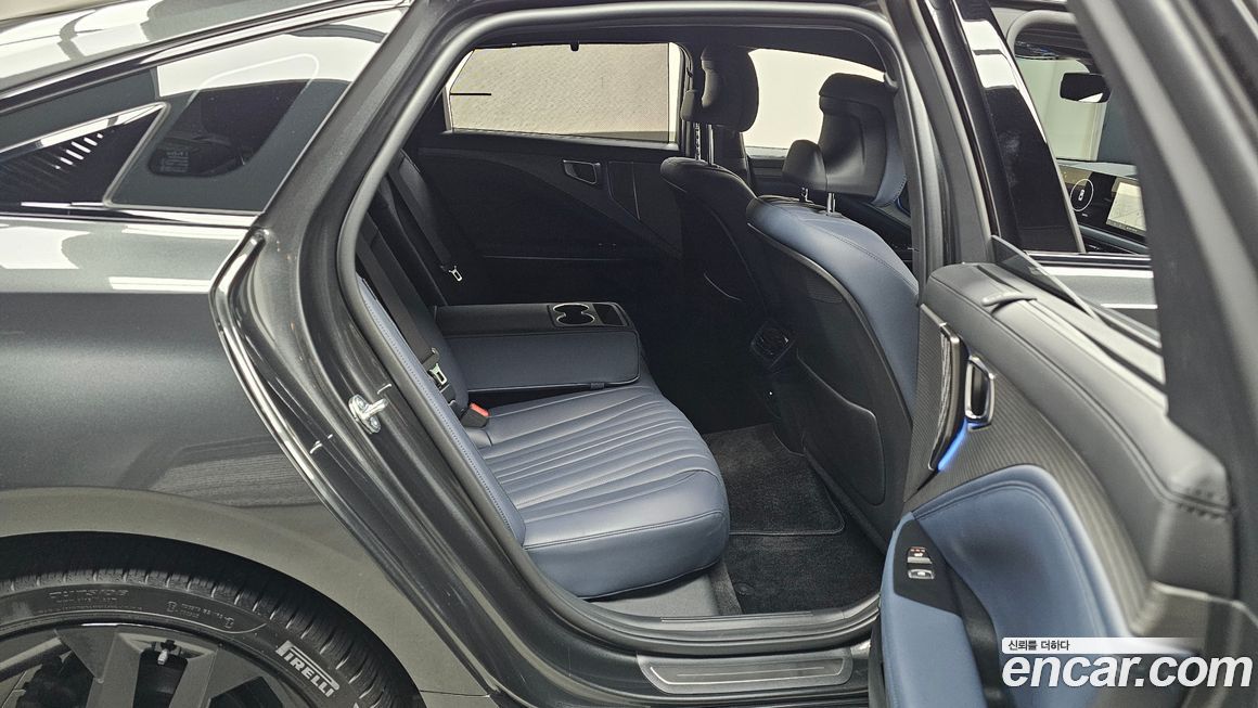 Kia K8 2025