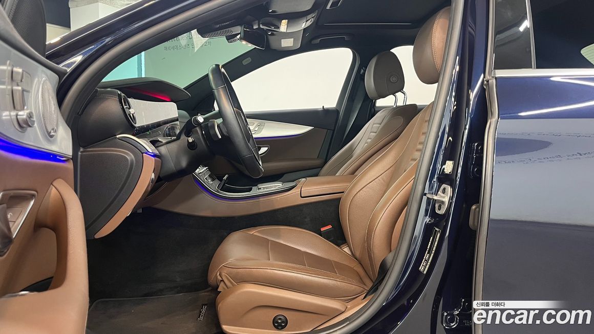 Mercedes-Benz E-Class 2021