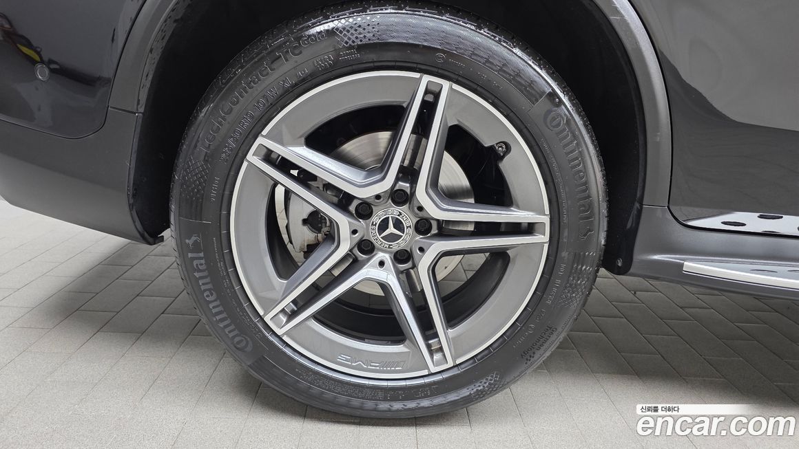 Mercedes-Benz GLC-Class 2021