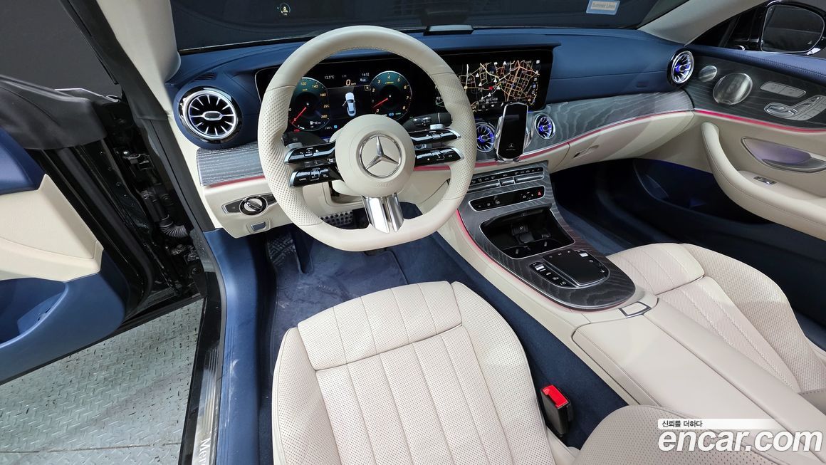 Mercedes-Benz E-Class 2021