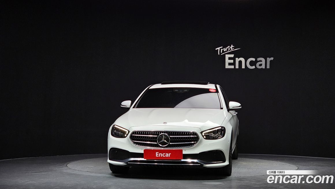 Mercedes-Benz E-Class 2021