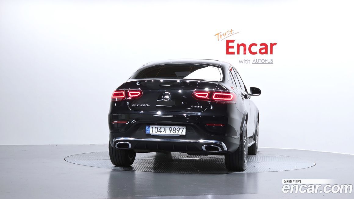 Mercedes-Benz GLC-Class 2021