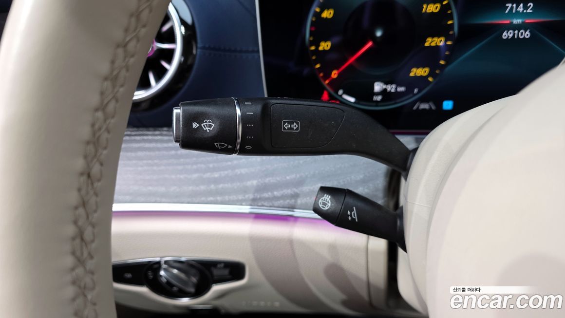 Mercedes-Benz E-Class 2021