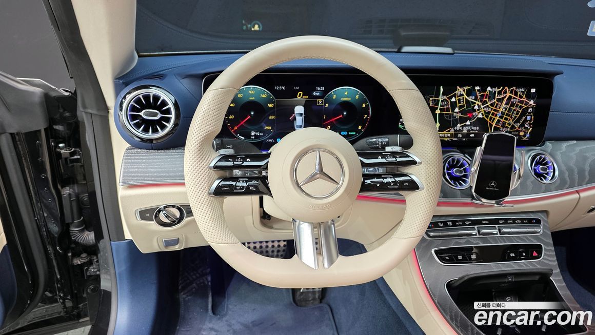 Mercedes-Benz E-Class 2021