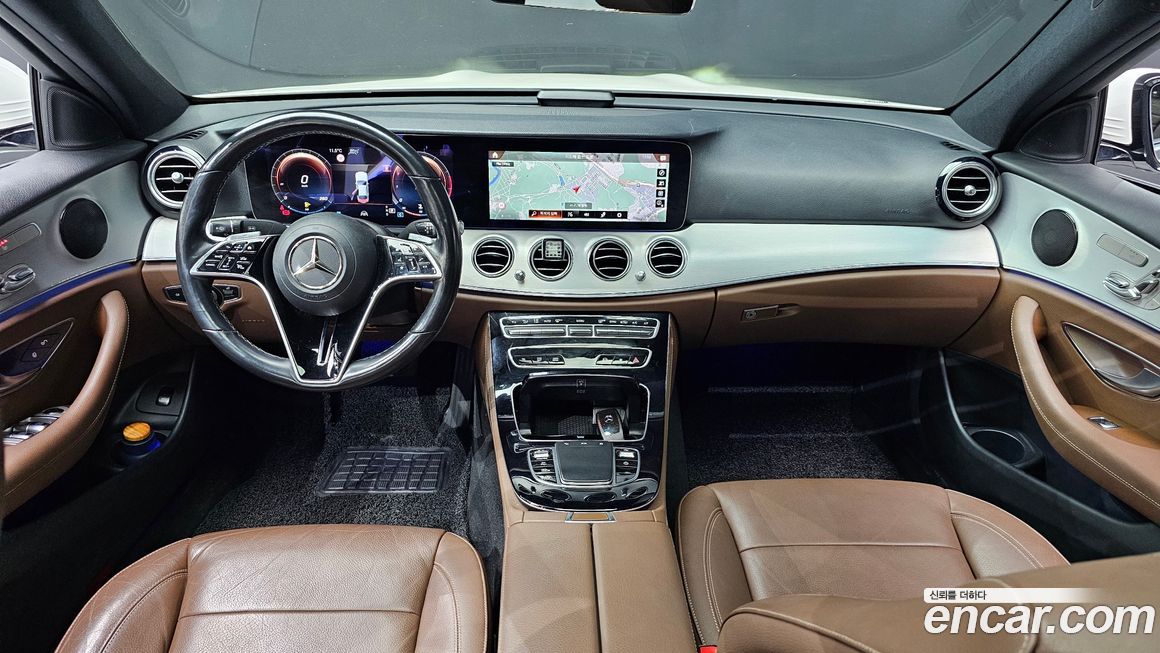 Mercedes-Benz E-Class 2021