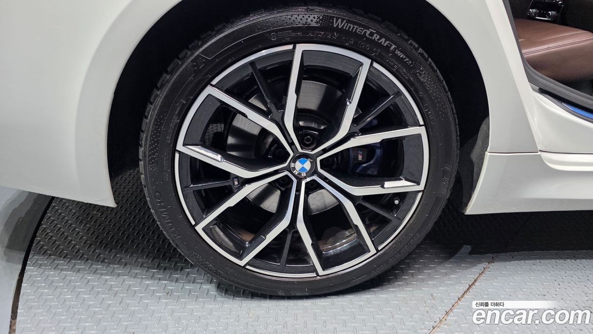 BMW 5-Series 2021