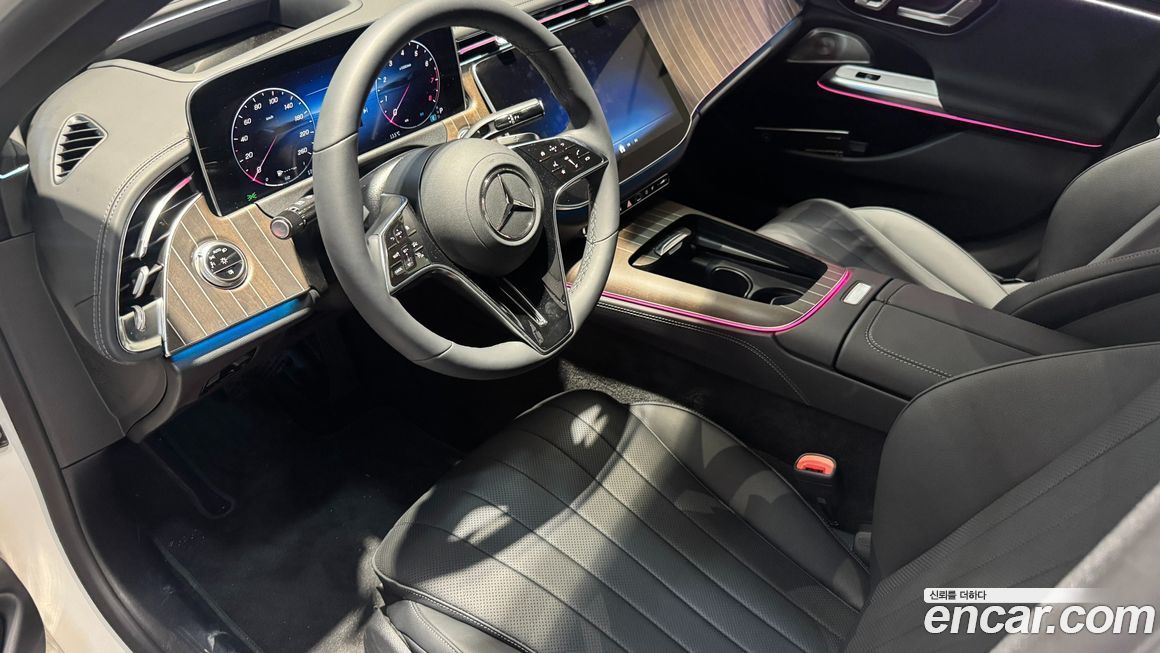 Mercedes-Benz E-Class 2025