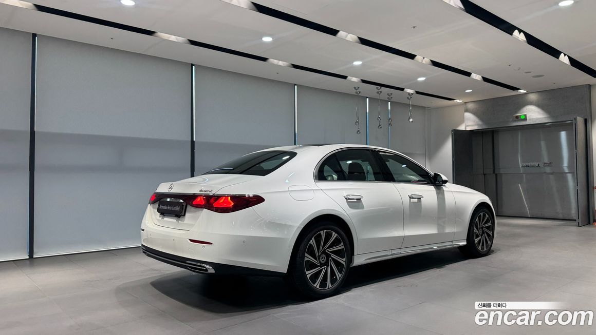 Mercedes-Benz E-Class 2025