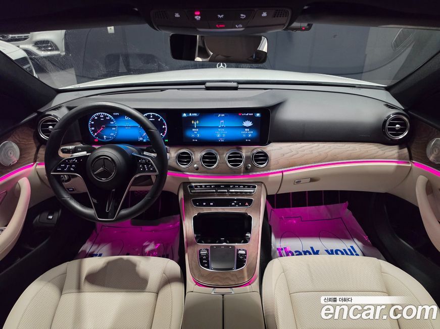 Mercedes-Benz E-Class 2023