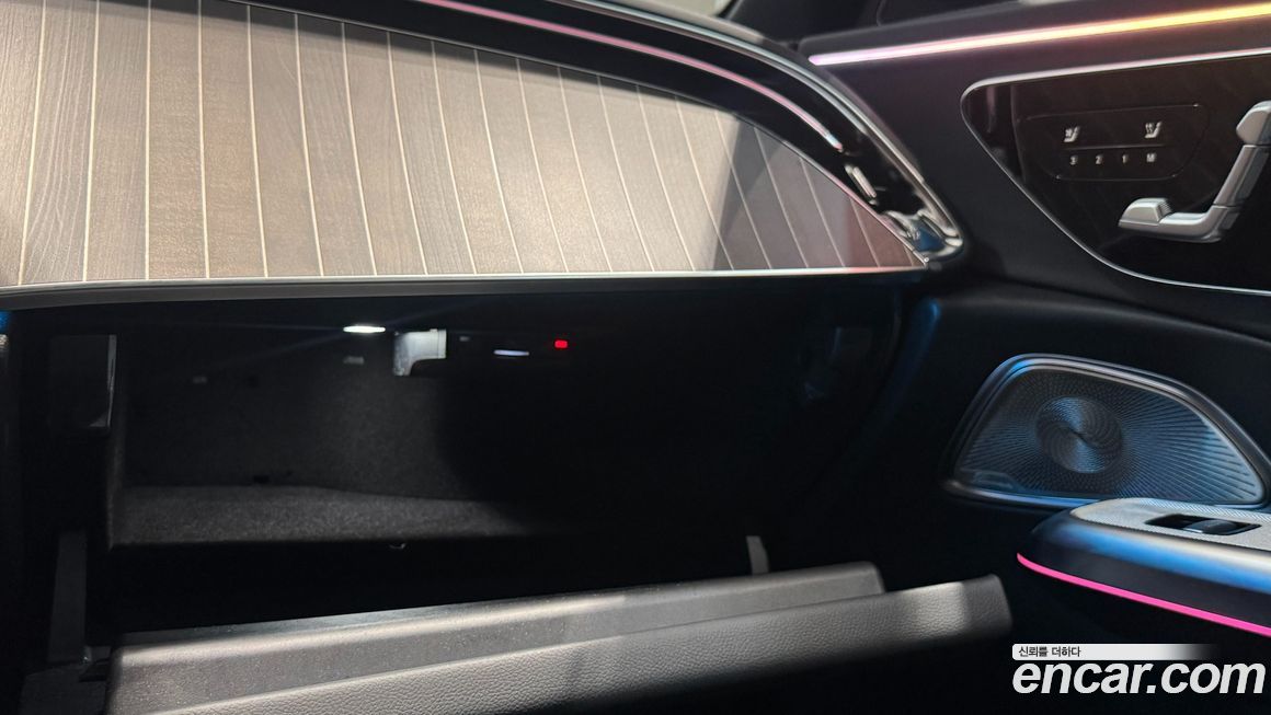 Mercedes-Benz E-Class 2025