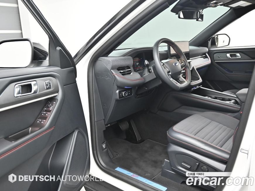 Ford Explorer 2025