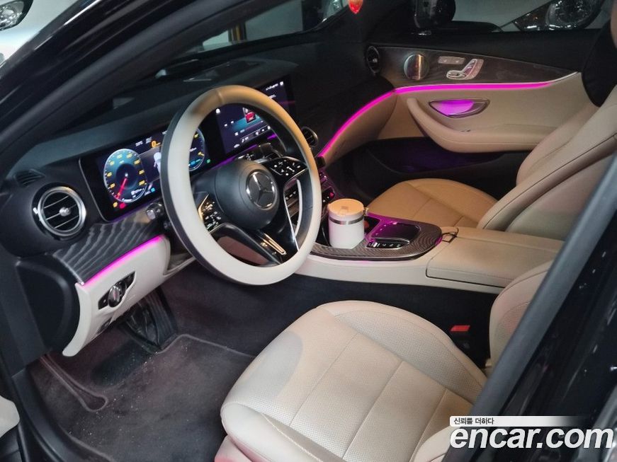 Mercedes-Benz E-Class 2023