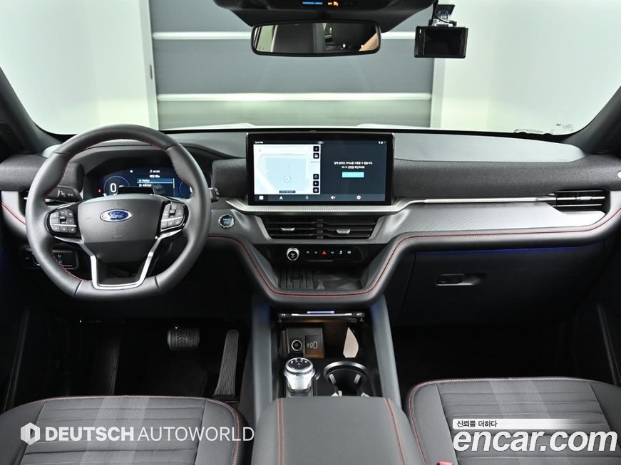 Ford Explorer 2025