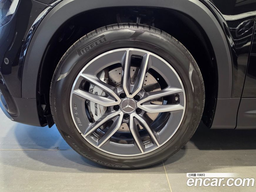 Mercedes-Benz GLB-Class 2026