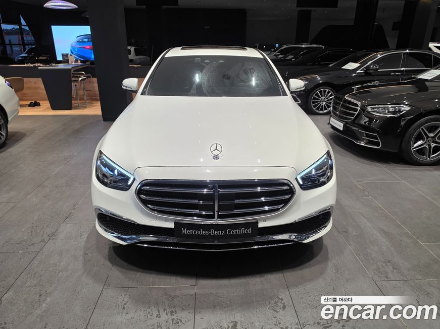 Mercedes-Benz E-Class 2023