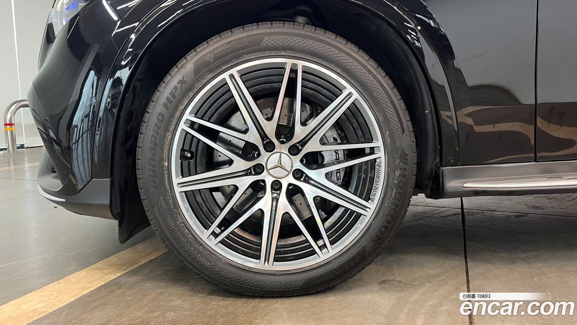 Mercedes-Benz GLC-Class 2024