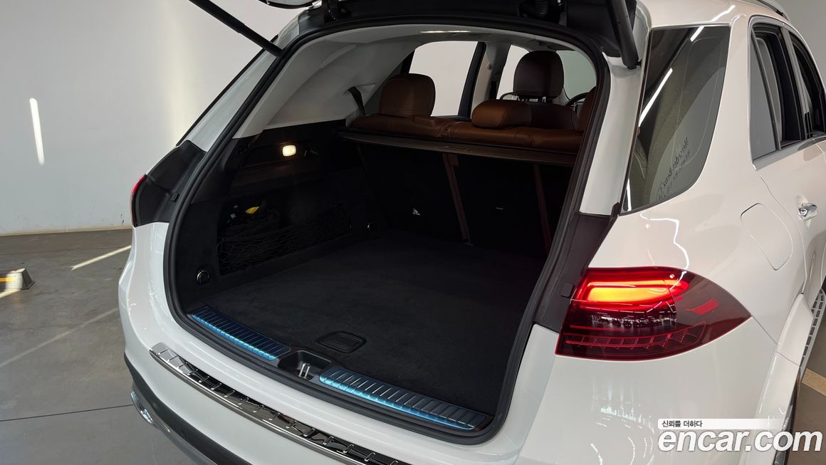 Mercedes-Benz GLE-Class 2025