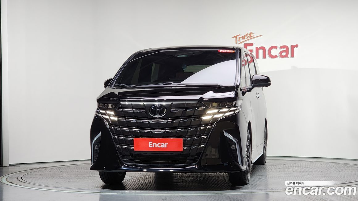 Toyota Alphard 2025