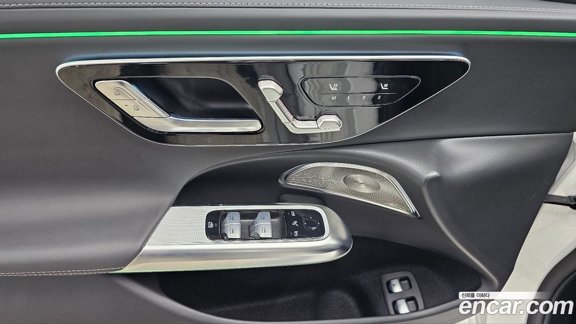 Mercedes-Benz E-Class 2025