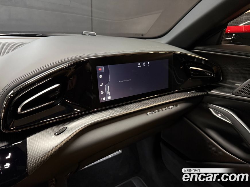 Ferrari Purosangue 2025