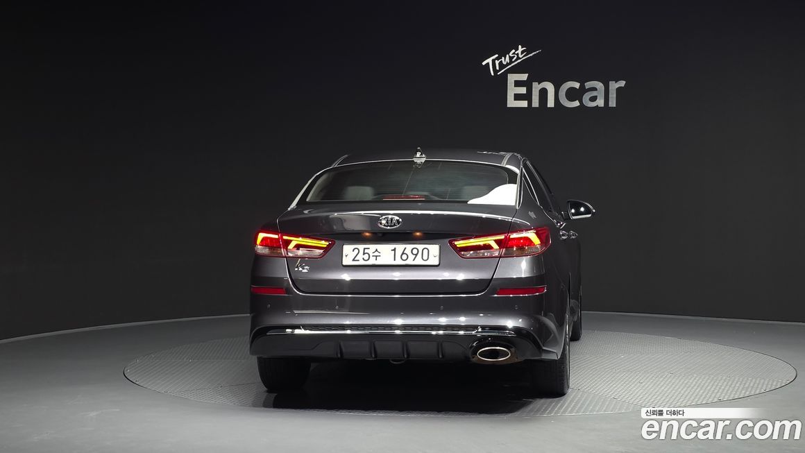 Kia K5 2019
