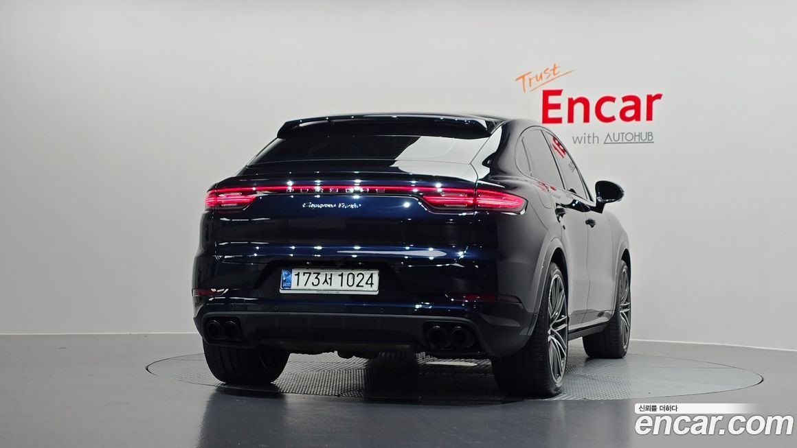 Porsche Cayenne 2021